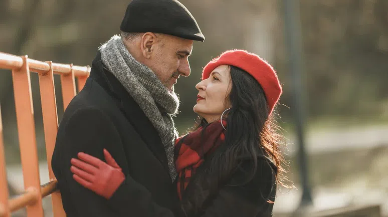 Gerçek aşkın derinliklerine dair modern bir yolculuk