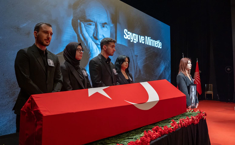 Altan Öymen’e CHP Genel Merkezi’nde son veda