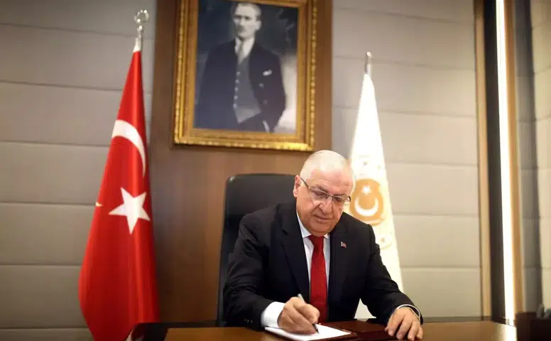 Milli Savunma Bakanı Yaşar Güler, Cumhuriyetimizin 102. Yıldönümünü Kutladı