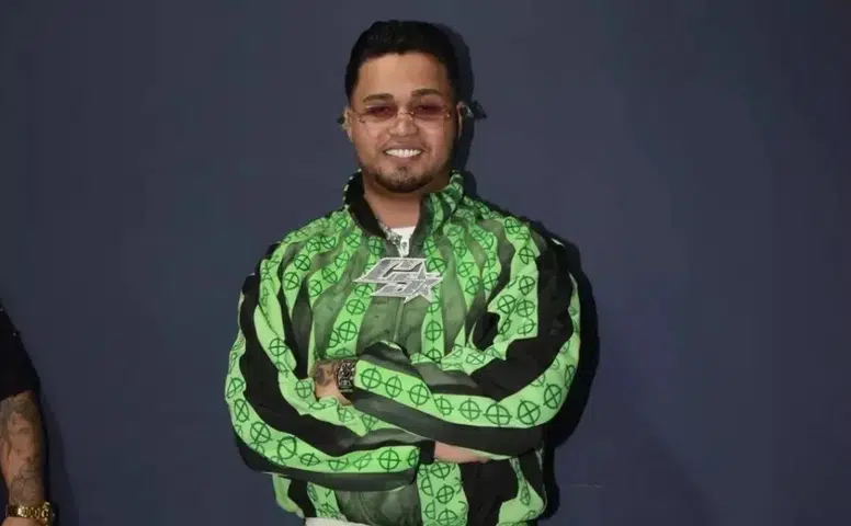 Lvbel C5’in çocukluk fotoğrafları sosyal medyada büyük ilgi gördü mi?