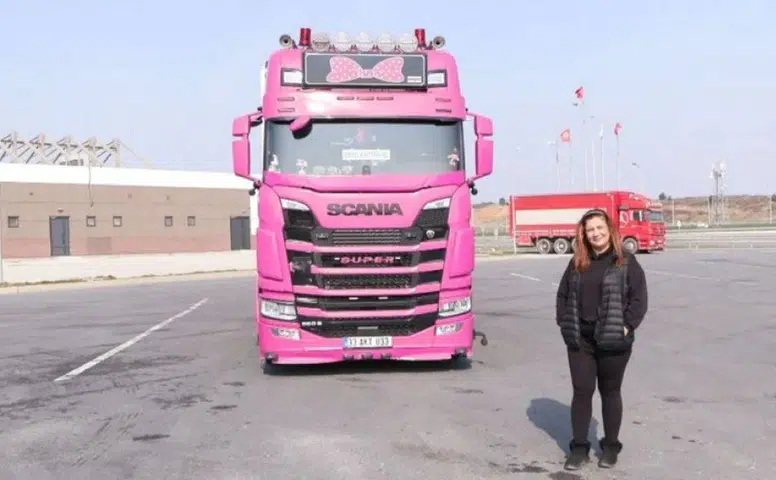 4 Çocuk Anneliği ile TIR Şoförlüğü Yaparak Sınırları Aşan Sema Can Kimdir?