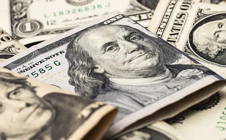 Dolar/TL, 4 Ay Sonra İlk Kez 100 Barajını Aştı: Rekor Kırıldı mı?