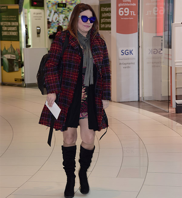 --3424324234f23423d23