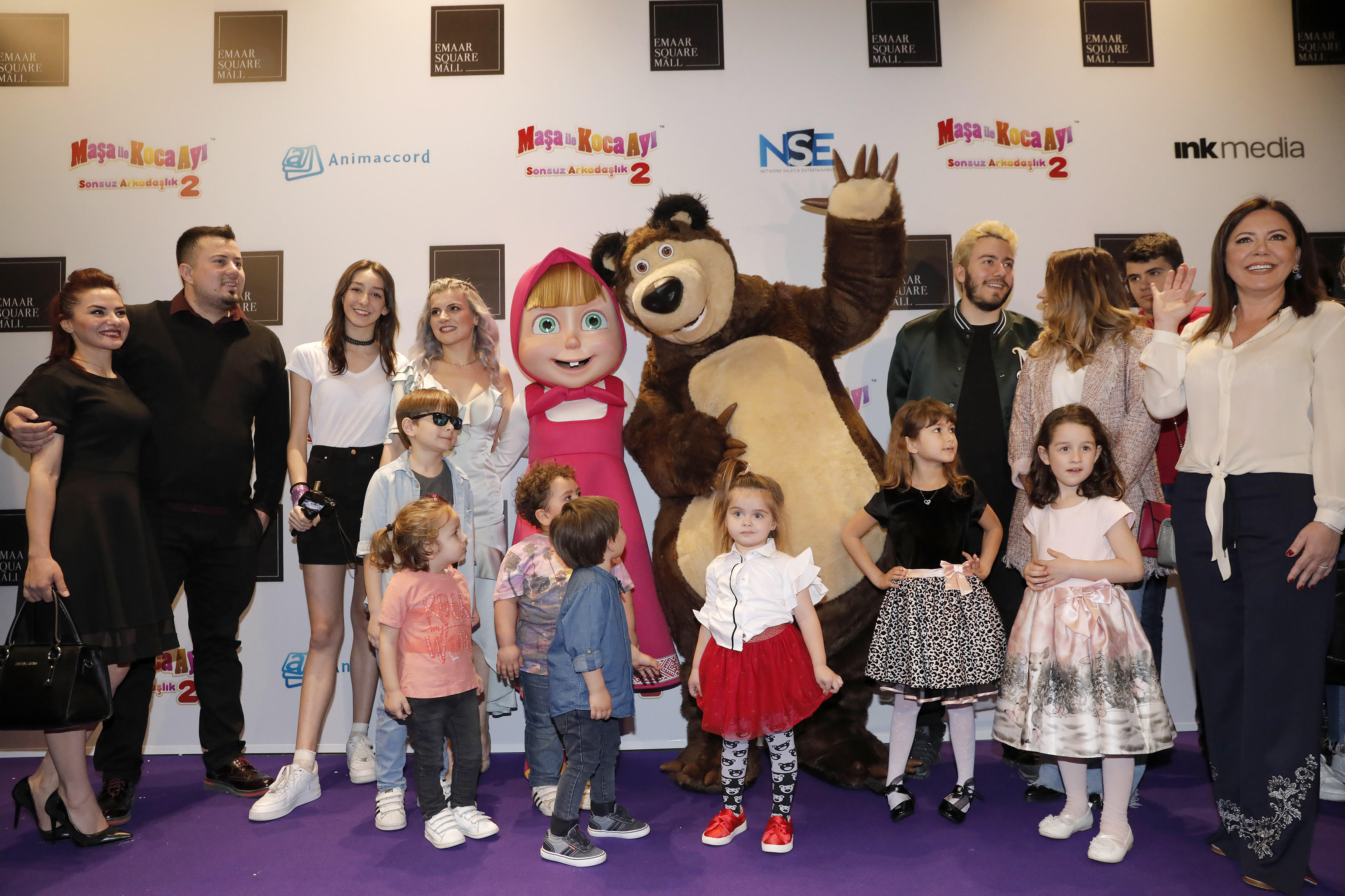 1523727946_ma__a_ile_koca_ay___sonsuz_arkada__l__k_2_tum_ekip