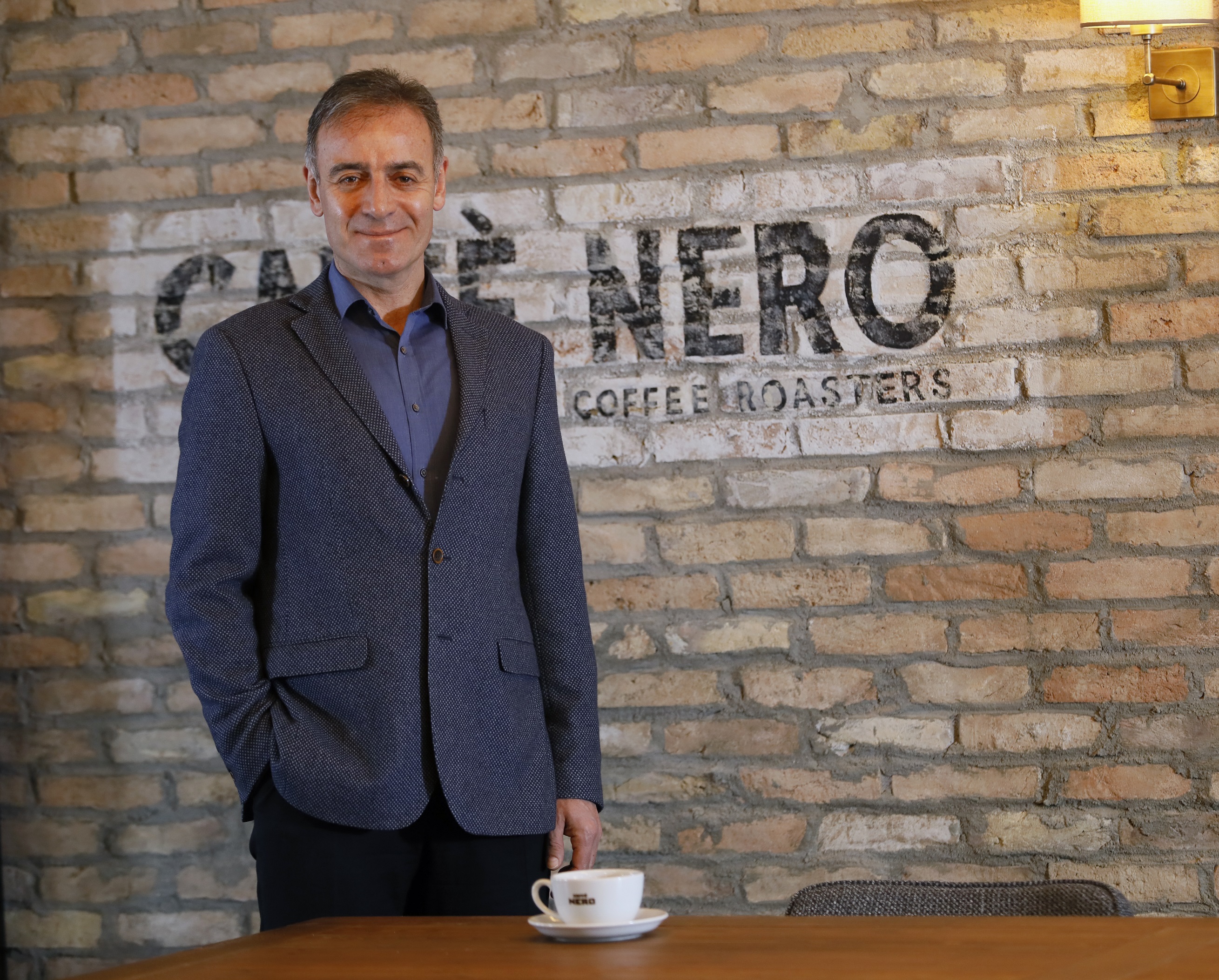 1549359232_Caff___Nero_T__rkiye_CEO___su_Ahmet_Yan__ko__lu__3_