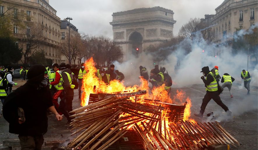France_Gas_Price_Protest48_c0-0-4120-2402_s885x516