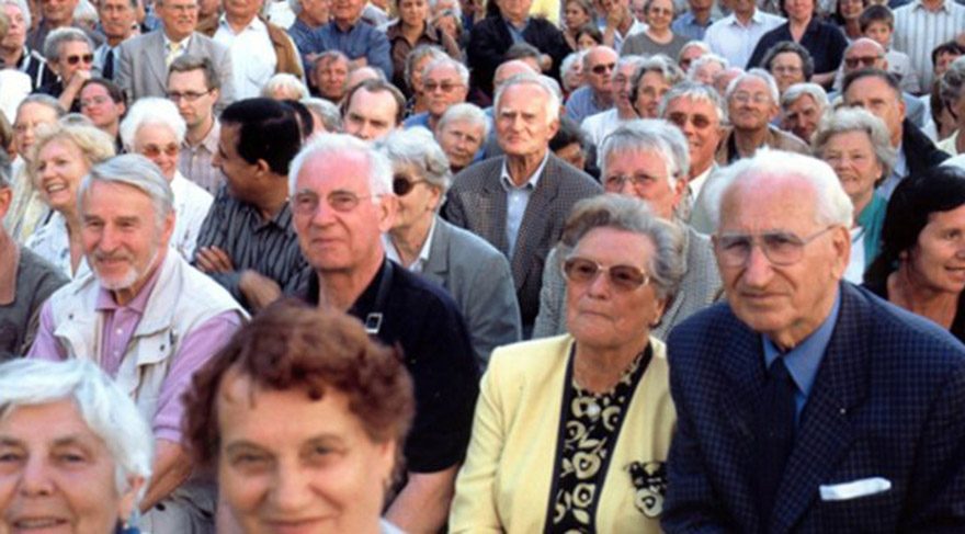 emeklilere-bir-zam-mujdesi-daha-1458290058