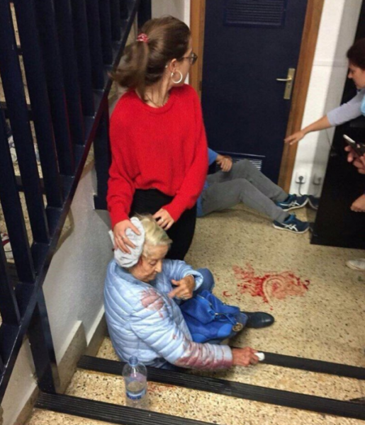 Barcelona sokakları savaş alanına döndü 16